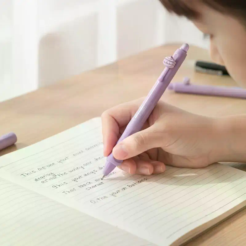 Zestaw 4/6 długopisów żelowych – Retractable Eraser Pen Click recenzja i cena